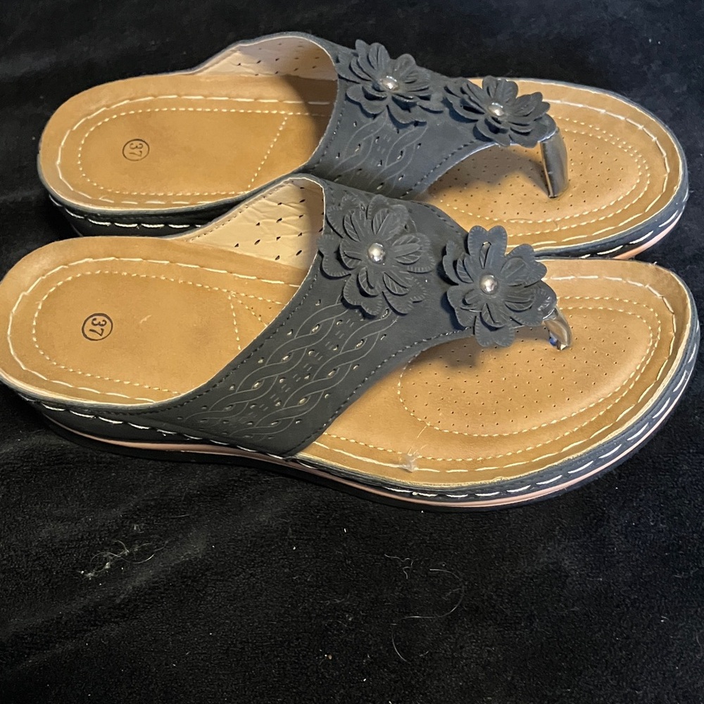 Floral Black and Tan Women's Sandals